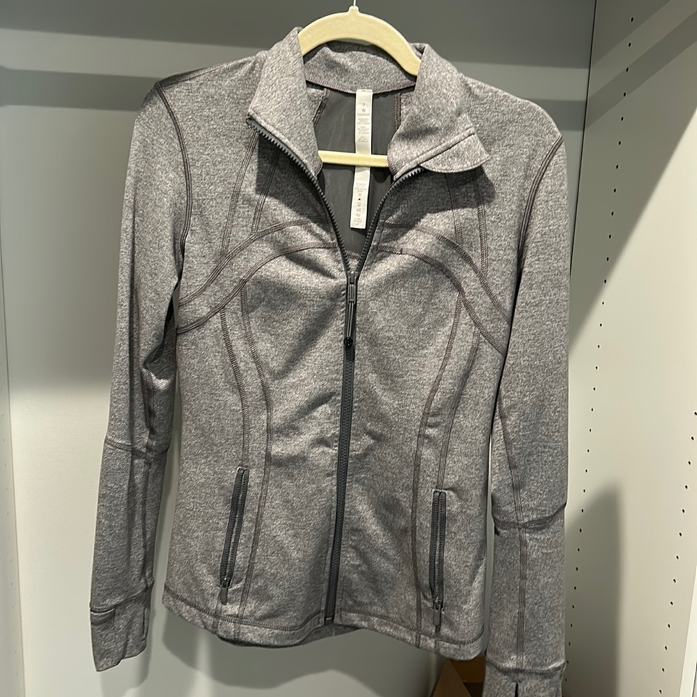 Women’s gray lululemon define jacket- size 8